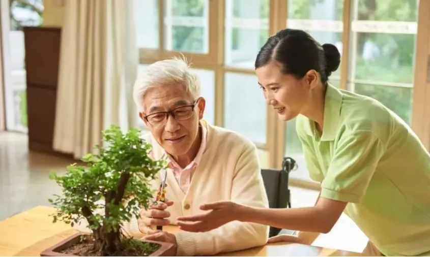 為什么越來越多的老人選擇入住養(yǎng)老院?談?wù)劺先巳胱○B(yǎng)老院的五大理由(圖1) image.png