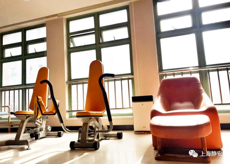 醫(yī)療、康復(fù)、生活照料……這些需求在家門口就能解決！靜安這里正打造“沒有圍墻的養(yǎng)老院”(圖7)