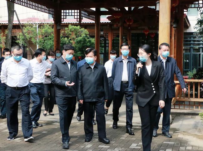 國家民政部李紀恒部長一行蒞臨福州市國德老年康養(yǎng)中心視察(圖1) 國家民政部李紀恒部長一行蒞臨福州市國德老年康養(yǎng)中心視察(圖1)