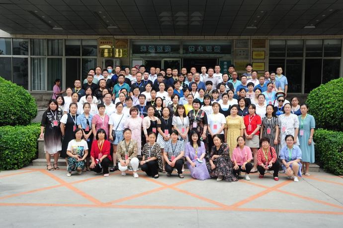 聊城市第四人民醫(yī)院召開全市養(yǎng)老服務(wù)人員社工專題培訓(xùn)班(圖4) 聊城市第四人民醫(yī)院召開全市養(yǎng)老服務(wù)人員社工專題培訓(xùn)班(圖4)