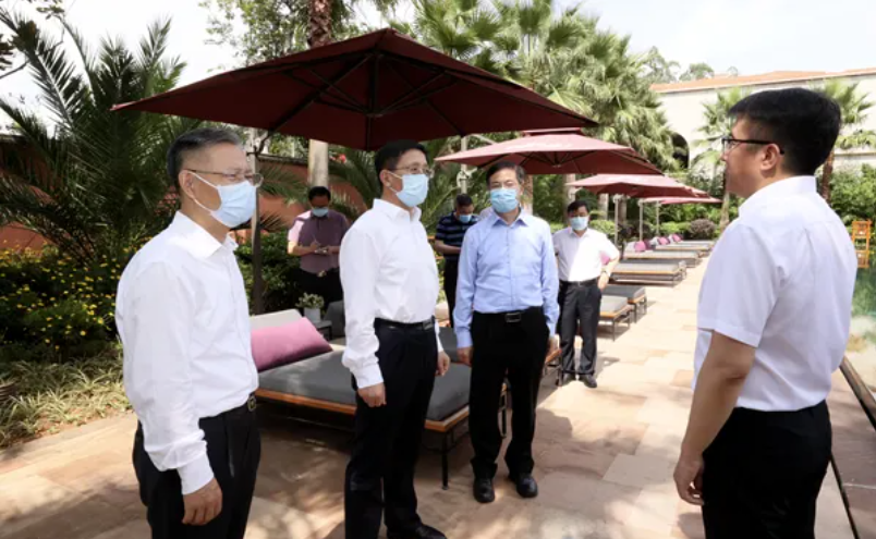 王予波到云南康旅集團(tuán)溫泉山谷國際康養(yǎng)城調(diào)研(圖1)